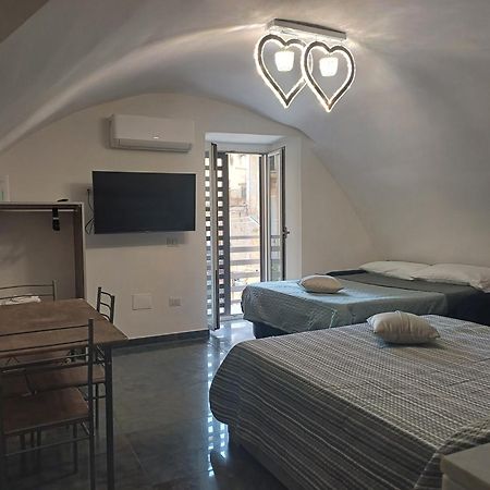 Casa Vacanza Annamaria Naples Luaran gambar